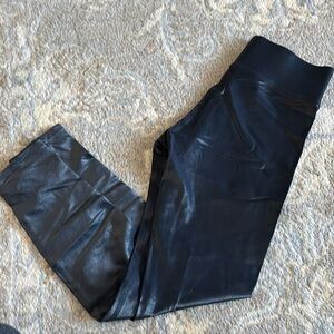 Carbon 38 Regular Rise Takara Leggings. Size XS.